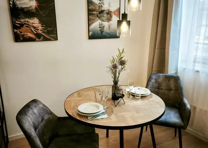 Danube - Self Checkin - Ideal Fuer Geschaeftsreisende Und Staedtetrips - Moderne In Ruhiger Lage Apartmán *